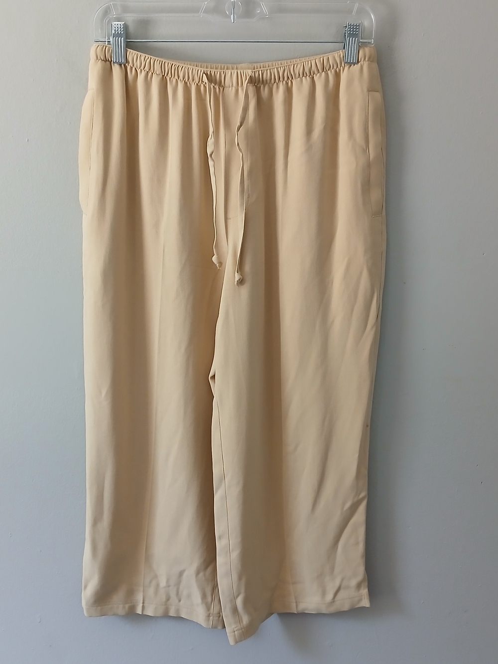 Tommy Bahama Women's Size 4/6 100% Silk Wide Leg Capris Ankle Length Boho Beach